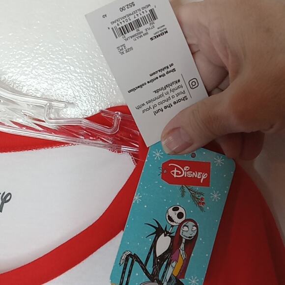 NWT The Nightmare Before Christmas Men's Long Sleeve PJ'S top. Size XL.Atleisure - Picture 3 of 9